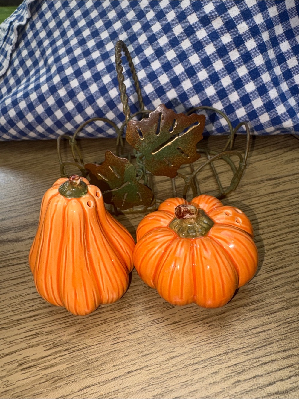Orange Ceramic Pumpkin Salt & Pepper Shakers with wire basket